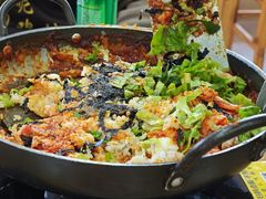 -亲昵春川鸡排(韩国美食街店)