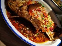 香煎鲫鱼-费大厨辣椒炒肉(吉联MALL店)