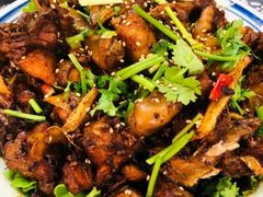 -八两八金·莱芜特色炒鸡(市南漳浦路店)