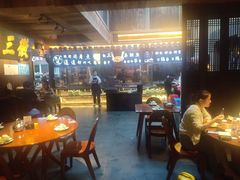 大堂-徽三说·土徽菜·中国徽菜连锁品牌(一中店)