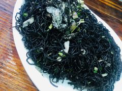 墨鱼汁炒米粉-四季美蚝皇