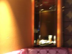 -依呀呀ktv烧烤小串(中山西路店)