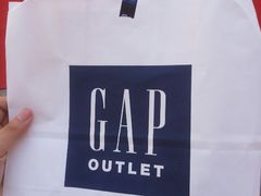 袋子-GAP(王府井奥莱·香江小镇店)