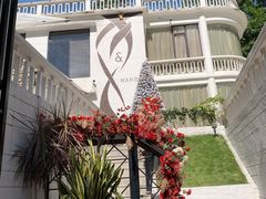 -Mark&Mars Restaurant