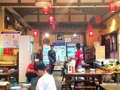 -富正毅三下锅·湘西韵味(天门山索道店)