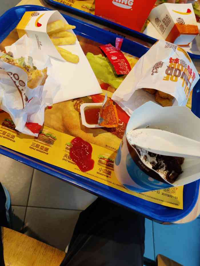 汉堡王(青岛海上嘉年华店)-"位置有点偏哦!嘿嘿,但是里面挺干净的,点.