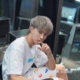 探店TONI&GUY｜时尚潮流的银灰色狼尾