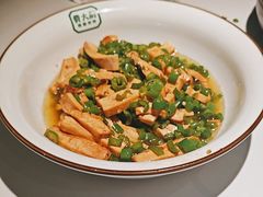 -费大厨辣椒炒肉(高铁吾悦广场店)
