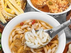 -芈重山老火锅(广州首店)