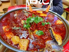 -三顾烤庐·烤鱼·烧烤·龙虾(奉贤店)