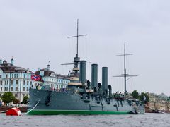 -阿芙乐尔号巡洋舰