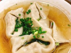 特制酒香鲜肉大馄饨-逸桂禾面馆