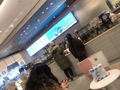 等位区-喜茶(杭州滨江宝龙店)