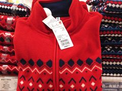 -优衣库(昆明七彩METOWN购物中心店)