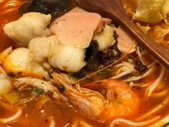 -刀小蛮半只鸡过桥米线(家乐福四元桥店)