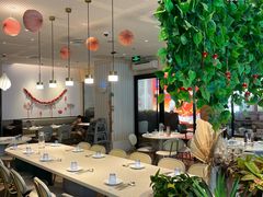 -必胜客(WOW中心城店)