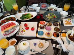 -江上荟·创意中国菜(绿地缤纷城店)