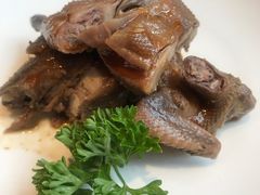 -鱼鲜饭香·招牌汽锅剁椒鱼头王