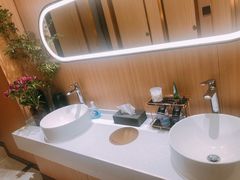 -红鼎豆捞·非遗鲍皇汤火锅(宝丰路店)