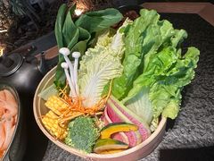-三出山火锅(南京万象天地店)