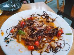 腊肉核桃花-樱桃创意厨房