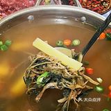 在成都！它们家的西昌火盆烧烤可进前三‼️