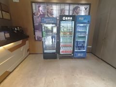 -威克健身游泳(万菱汇店)