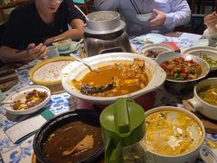 -卢大鲜鱼头捞饭(美利广场店)