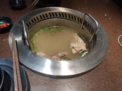 -阿二骨煲(新天地店)