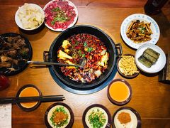 微辣锅底-受气牛肉·重庆耙牛肉(来福士店)