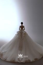点击看大图 -艾拉·女王婚纱礼服馆