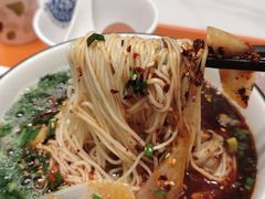 -德元兰州纯汤牛肉面(深圳首店)