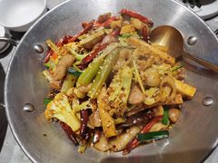 -渔语鱼新川菜Bistro(万象天地店)