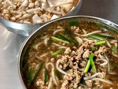 -正宗杨记普洱酸醋米线(总店)