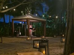 -三亚艾迪逊酒店·海滩烧烤 BARBACOA·现场乐队·浪漫晚餐·烧烤海鲜