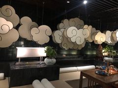-新盈光·云会所(百丈东路店)