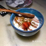 吃惯了家里的大鱼大肉，出来尝尝鲜[糖果]