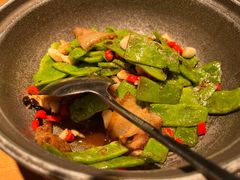 砂锅肉炒扁豆-青年公社·烤鸭(天玥中心店)