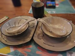 -临界音乐酒馆·小龙虾·江湖菜(华熙LIVE·鱼洞店)