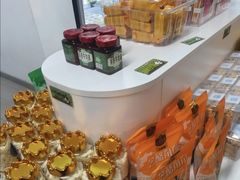 -正飞鲜奶(吐鲁番路店)