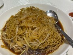 姜葱花胶捞生面-帝皇楼