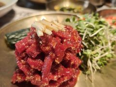 -草家酱蟹炭火烤肉店(珲春南路一店)