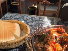 -八两八金·莱芜特色炒鸡(市南漳浦路店)