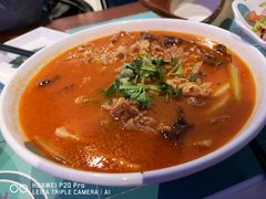 酸汤肥牛-哈密古丽新疆餐厅(江北融创店)