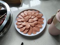 -茅草房·河畔园林火锅