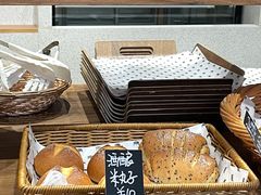 -沁屋面包店(人民东路店)