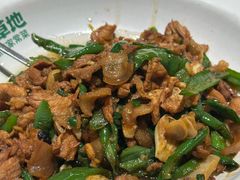 绿草地辣椒炒肉-绿草地·湘菜(7mall店)