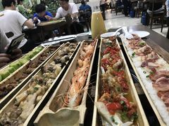 -胡须哥网红竹筒菜