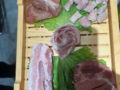 -香猪坊韩国烤肉专属门店(魏公村店)