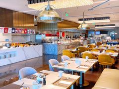 -深圳国际会展中心希尔顿酒店(前海华发冰雪世界店)